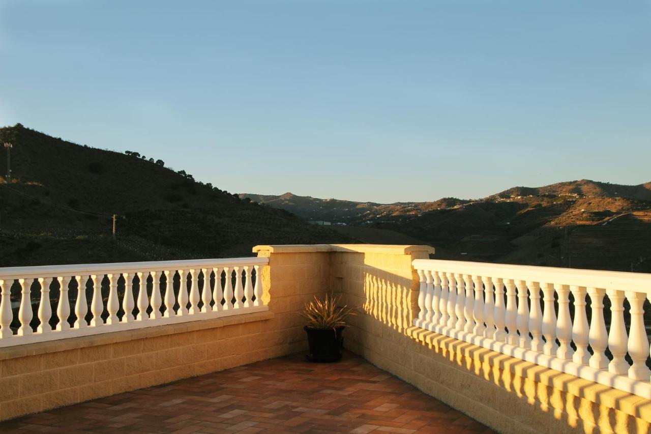 Villa El Palomar Azul With Pool And Sea View Benajarafe Dış mekan fotoğraf